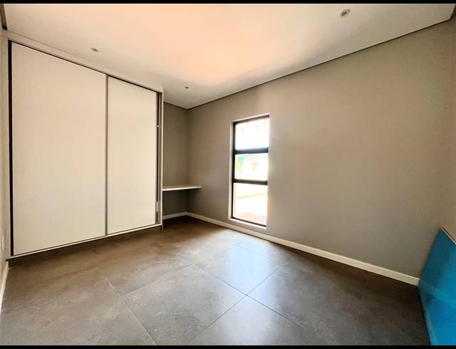 3 BEDROOM HOUSE FOR SALE IN PALM LAKES ESTATE